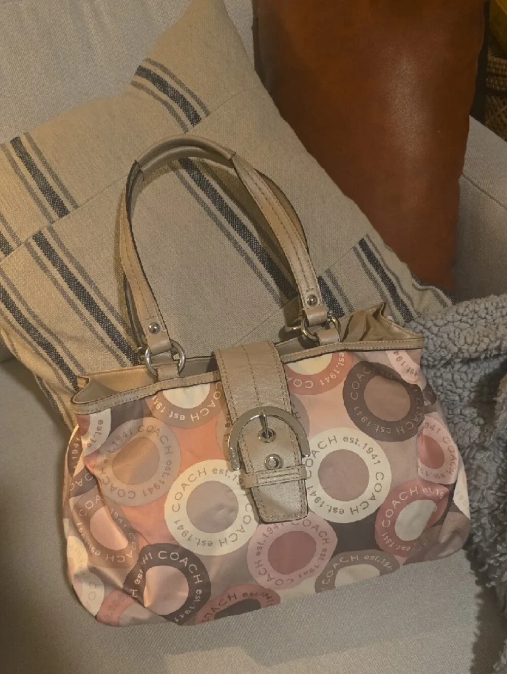 Coach Soho 2011 Beige and Pink Circle-Print Leather-Trim Shoulder Bag - Picture 4 of 14